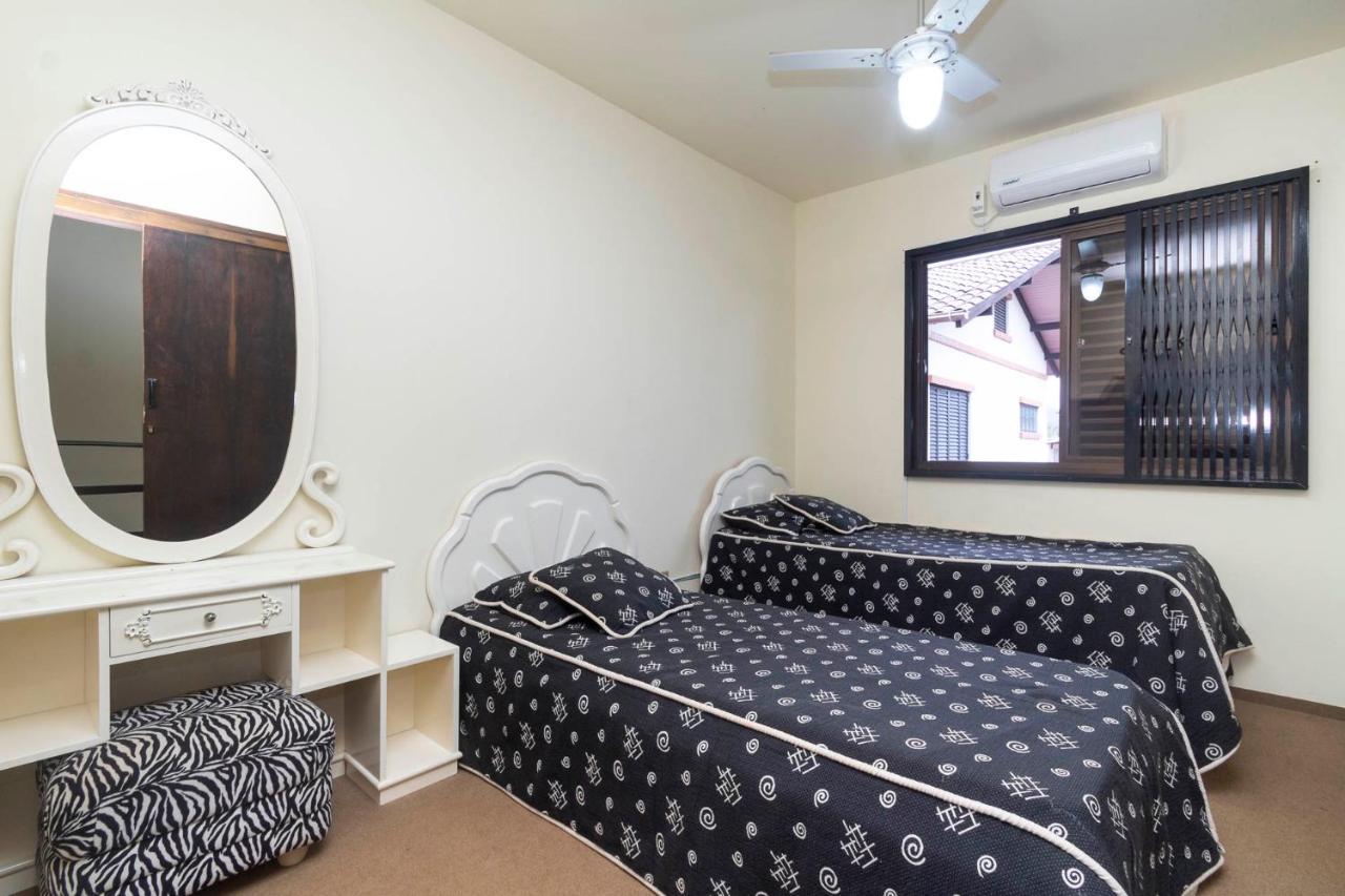 Apartamento Beira Mar Lateral Na Praia De Mariscal 2662 봄비나스 외부 사진